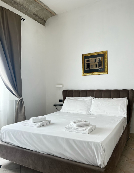 MAX 2 PERSONE CAMERA CLASSIC< a href=