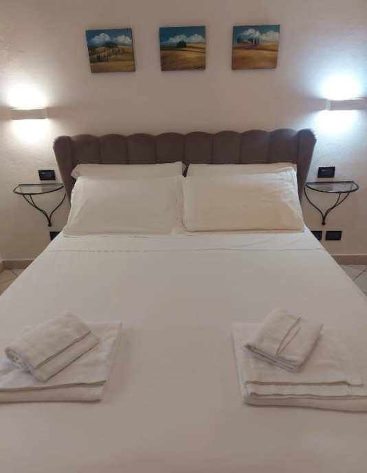 MAX 4 PERSONE SUITE FAMILIARE< a href=